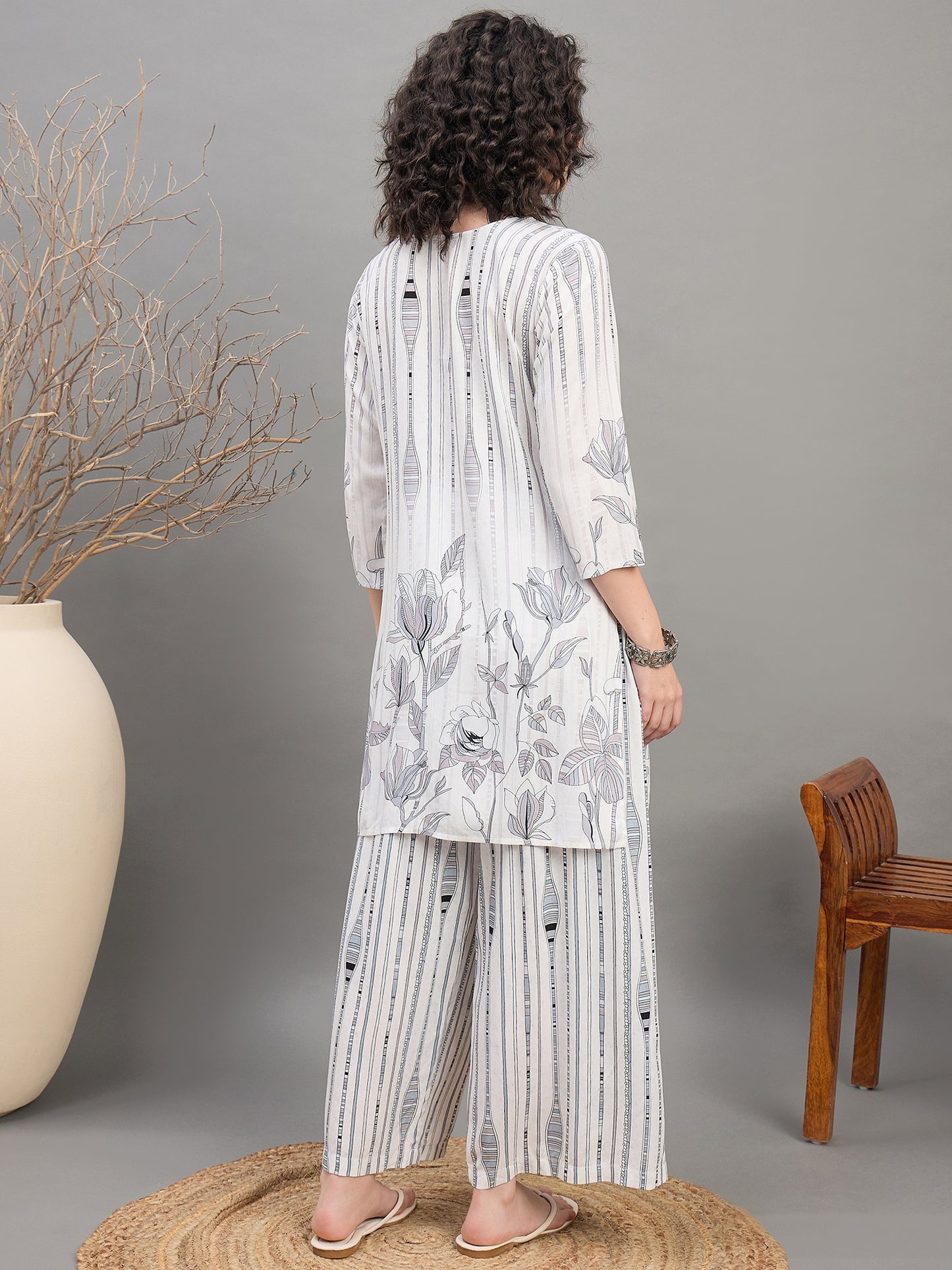 CS 1551 Nordic Stripe Bloom Set Frosted Grey