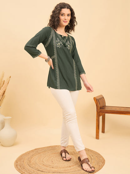 TP 1536 Embroidered Straight Panel Modal Top  Bottle Green