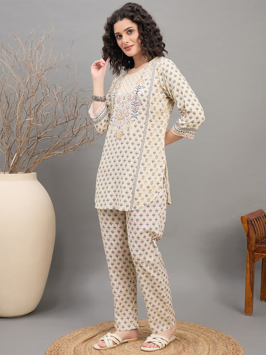 CS 1561 Block Print Inspired Floral Co ord Set with 3/4 Sleeves  Mist